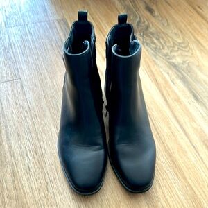 Ann Taylor boots